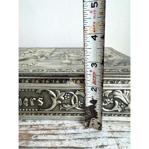 Vintage Teniers 3D Embossed Belgium Tin – 1950s Silvertone Hinged Cookie Box - Picture 9 of 9